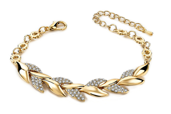 Mắc xích vàng 18k là món trang sức đẳng cấp và tinh tế, phù hợp cho những ai muốn tạo dấu ấn riêng trong phong cách cá nhân. Với chất liệu vàng cao cấp và thiết kế độc đáo, sản phẩm sẽ làm tăng giá trị cho trang phục và mang đến phong cách thời trang hoàn hảo.