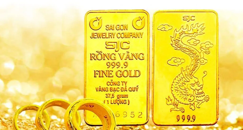 Nên mua vàng miếng hay vàng nhẫn?
